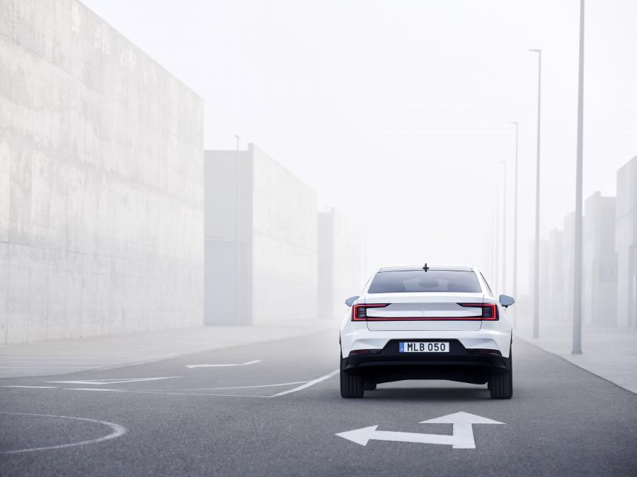  Polestar 2 2019 года  (WW) (фото 6 из 33)